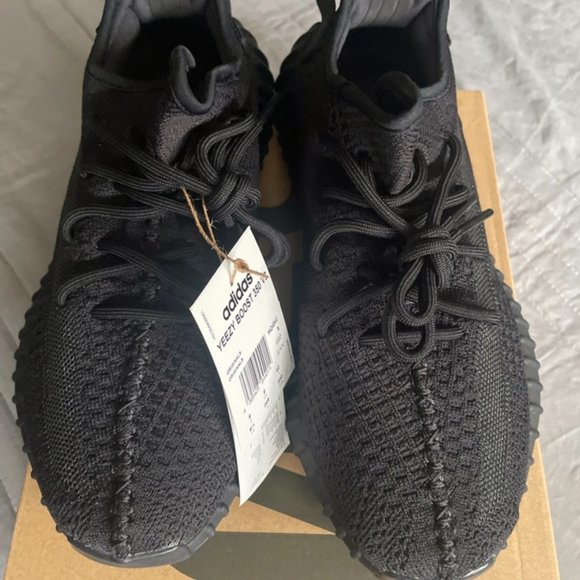 Yeezy Boost 350 V2 “Onyx” main image 5